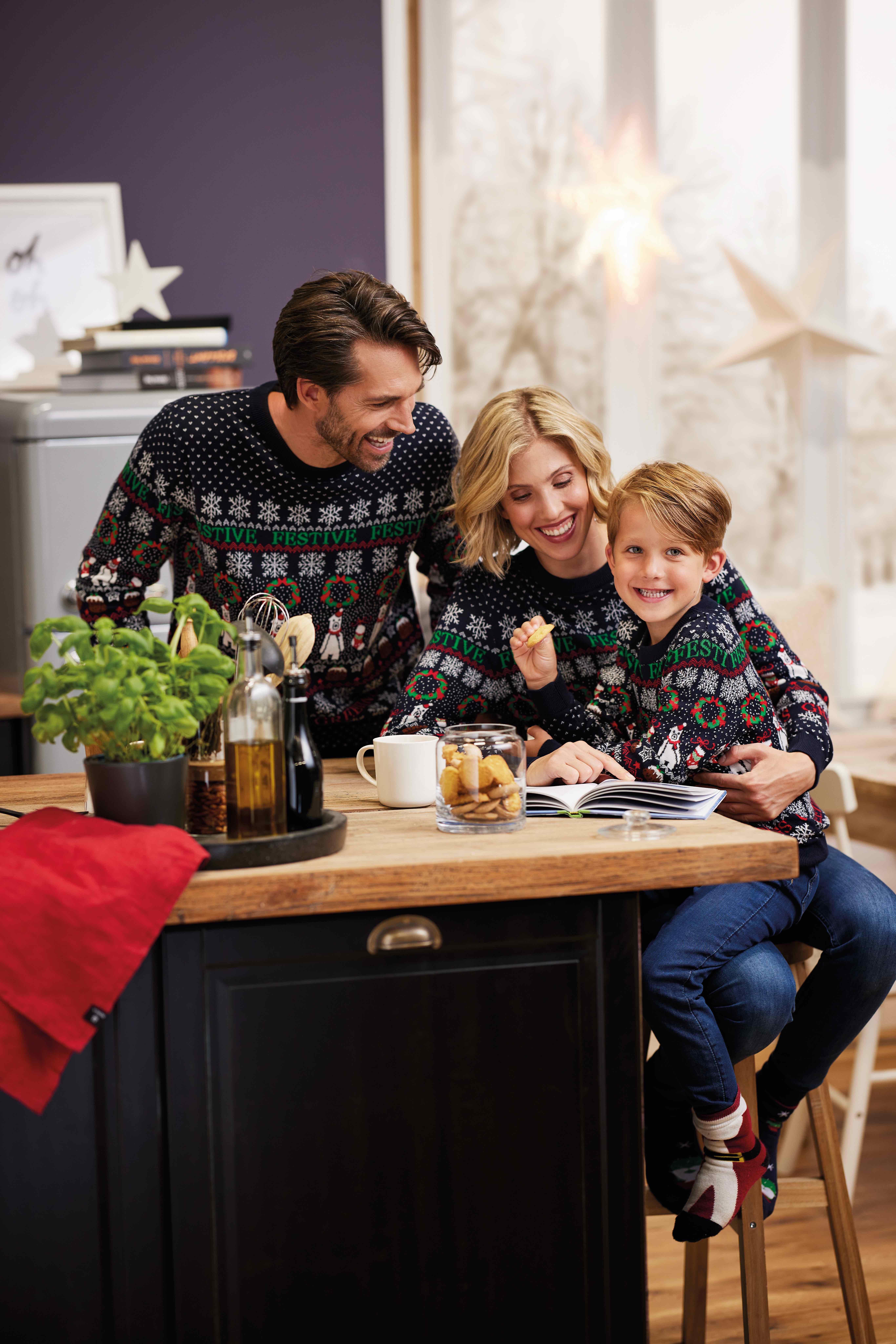 LIEFSTYLE CHRISTMAS JUMPERS